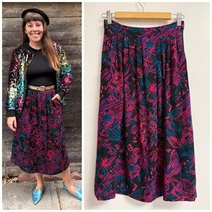 Vintage 80s 90s Dark Floral A Line Pleated Midi Skirt Small